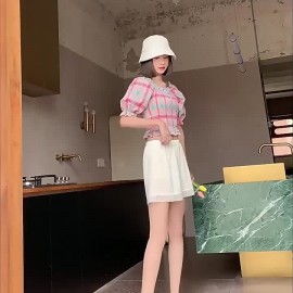 Chic Lace-Trimmed Safety Shorts for Women - Plus Size, Loose Fit, Non-See-Through, Perfect for Layering & Casual Wear